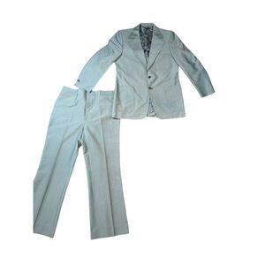 1960s RATNER 2 piece suit. Size large in excellent condition.